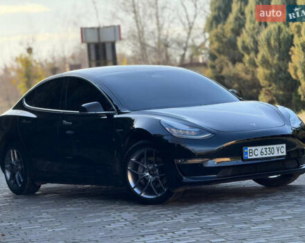 Чорний Тесла Модель 3, об'ємом двигуна 0 л та пробігом 137 тис. км за 13200 $, фото 1 на Automoto.ua