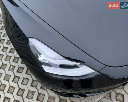 Черный Тесла Модель 3, объемом двигателя 0 л и пробегом 77 тыс. км за 20000 $, фото 22 на Automoto.ua
