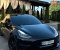 Чорний Тесла Модель 3, об'ємом двигуна 0 л та пробігом 142 тис. км за 11999 $, фото 1 на Automoto.ua