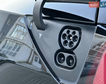 Черный Тесла Модель 3, объемом двигателя 0 л и пробегом 121 тыс. км за 19400 $, фото 33 на Automoto.ua