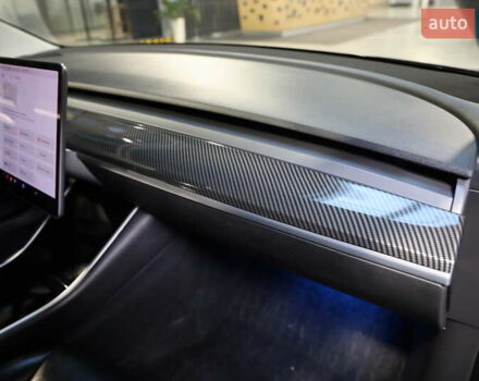 Чорний Тесла Модель 3, об'ємом двигуна 0 л та пробігом 163 тис. км за 15600 $, фото 41 на Automoto.ua