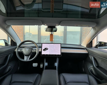 Чорний Тесла Модель 3, об'ємом двигуна 0 л та пробігом 117 тис. км за 18999 $, фото 53 на Automoto.ua