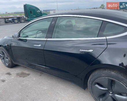 Черный Тесла Модель 3, объемом двигателя 0 л и пробегом 120 тыс. км за 11600 $, фото 11 на Automoto.ua