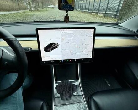 Чорний Тесла Модель 3, об'ємом двигуна 0 л та пробігом 131 тис. км за 19000 $, фото 21 на Automoto.ua