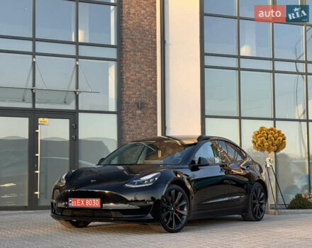 Чорний Тесла Модель 3, об'ємом двигуна 0 л та пробігом 117 тис. км за 18999 $, фото 1 на Automoto.ua