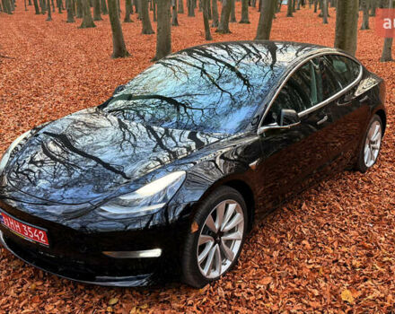 Черный Тесла Модель 3, объемом двигателя 0 л и пробегом 120 тыс. км за 18999 $, фото 2 на Automoto.ua
