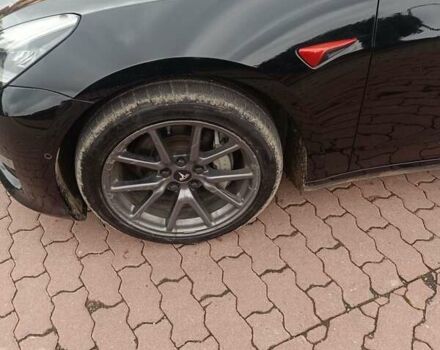 Чорний Тесла Модель 3, об'ємом двигуна 0 л та пробігом 145 тис. км за 15700 $, фото 14 на Automoto.ua