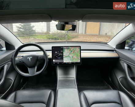 Черный Тесла Модель 3, объемом двигателя 0 л и пробегом 137 тыс. км за 13200 $, фото 6 на Automoto.ua