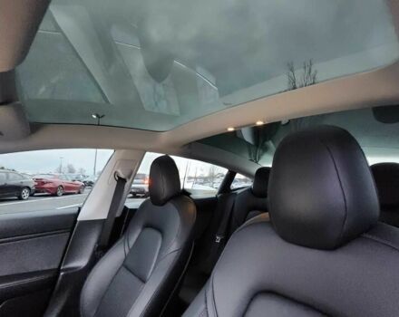 Черный Тесла Модель 3, объемом двигателя 0 л и пробегом 37 тыс. км за 8900 $, фото 7 на Automoto.ua