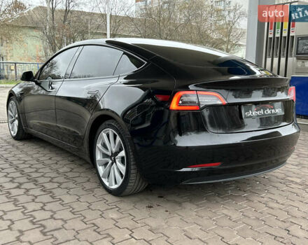 Черный Тесла Модель 3, объемом двигателя 0 л и пробегом 85 тыс. км за 19999 $, фото 5 на Automoto.ua