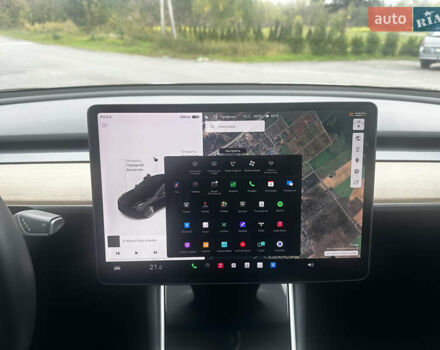 Чорний Тесла Модель 3, об'ємом двигуна 0 л та пробігом 96 тис. км за 17999 $, фото 25 на Automoto.ua