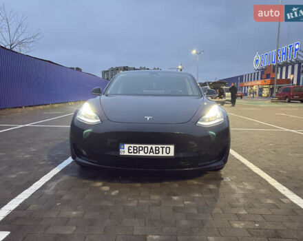 Чорний Тесла Модель 3, об'ємом двигуна 0 л та пробігом 114 тис. км за 16900 $, фото 7 на Automoto.ua