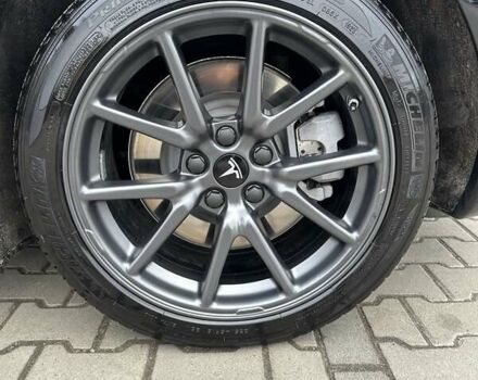 Черный Тесла Модель 3, объемом двигателя 0 л и пробегом 172 тыс. км за 16700 $, фото 44 на Automoto.ua