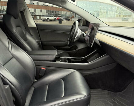 Чорний Тесла Модель 3, об'ємом двигуна 0 л та пробігом 124 тис. км за 15300 $, фото 24 на Automoto.ua