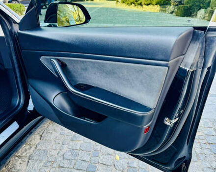 Черный Тесла Модель 3, объемом двигателя 0 л и пробегом 108 тыс. км за 15200 $, фото 10 на Automoto.ua