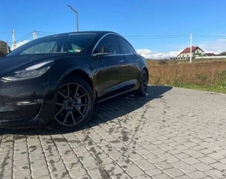 Черный Тесла Модель 3, объемом двигателя 0 л и пробегом 180 тыс. км за 17300 $, фото 1 на Automoto.ua