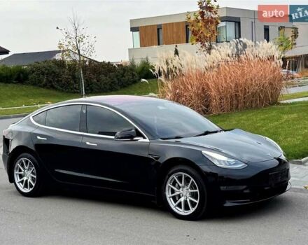 Черный Тесла Модель 3, объемом двигателя 0 л и пробегом 92 тыс. км за 21800 $, фото 3 на Automoto.ua
