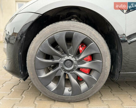 Чорний Тесла Модель 3, об'ємом двигуна 0 л та пробігом 81 тис. км за 15300 $, фото 8 на Automoto.ua