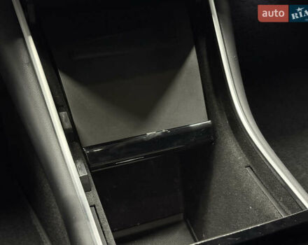 Черный Тесла Модель 3, объемом двигателя 0 л и пробегом 209 тыс. км за 17900 $, фото 85 на Automoto.ua