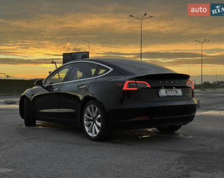 Черный Тесла Модель 3, объемом двигателя 0 л и пробегом 98 тыс. км за 17900 $, фото 3 на Automoto.ua