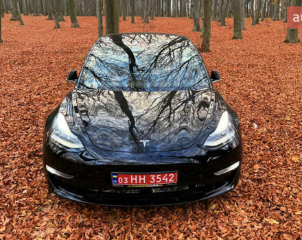 Черный Тесла Модель 3, объемом двигателя 0 л и пробегом 120 тыс. км за 18999 $, фото 4 на Automoto.ua