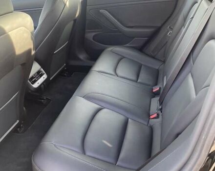 Чорний Тесла Модель 3, об'ємом двигуна 0 л та пробігом 61 тис. км за 24800 $, фото 49 на Automoto.ua