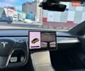 Черный Тесла Модель 3, объемом двигателя 0 л и пробегом 64 тыс. км за 24999 $, фото 3 на Automoto.ua
