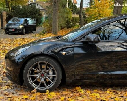 Черный Тесла Модель 3, объемом двигателя 0 л и пробегом 65 тыс. км за 25390 $, фото 10 на Automoto.ua