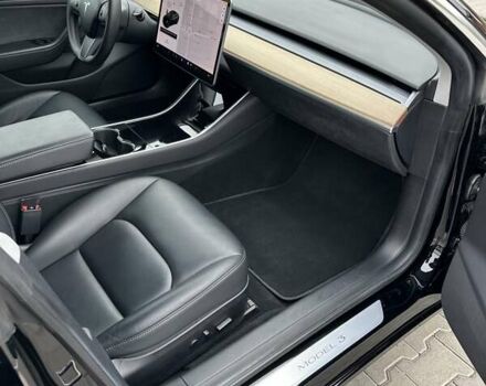 Черный Тесла Модель 3, объемом двигателя 0 л и пробегом 172 тыс. км за 16700 $, фото 33 на Automoto.ua