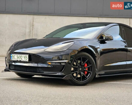 Черный Тесла Модель 3, объемом двигателя 0 л и пробегом 97 тыс. км за 20000 $, фото 7 на Automoto.ua