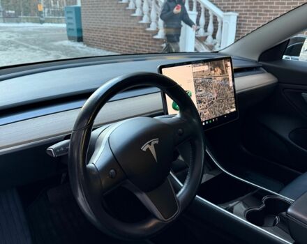 Черный Тесла Модель 3, объемом двигателя 0 л и пробегом 70 тыс. км за 17000 $, фото 8 на Automoto.ua