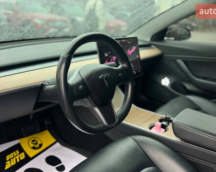 Черный Тесла Модель 3, объемом двигателя 0 л и пробегом 95 тыс. км за 16800 $, фото 8 на Automoto.ua