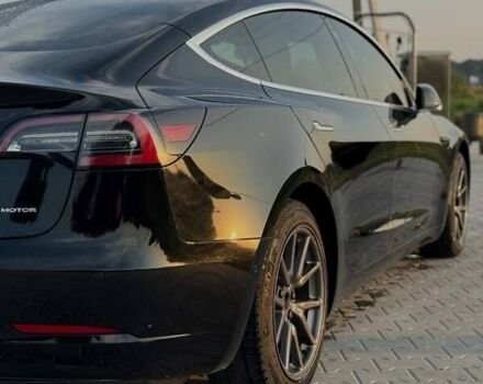 Черный Тесла Модель 3, объемом двигателя 0 л и пробегом 180 тыс. км за 17300 $, фото 3 на Automoto.ua