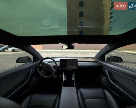Черный Тесла Модель 3, объемом двигателя 0 л и пробегом 91 тыс. км за 23500 $, фото 18 на Automoto.ua