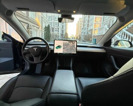 Черный Тесла Модель 3, объемом двигателя 0 л и пробегом 70 тыс. км за 17000 $, фото 12 на Automoto.ua