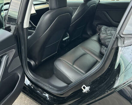 Черный Тесла Модель 3, объемом двигателя 0 л и пробегом 101 тыс. км за 17600 $, фото 9 на Automoto.ua