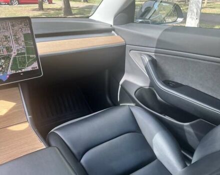 Чорний Тесла Модель 3, об'ємом двигуна 0 л та пробігом 142 тис. км за 14200 $, фото 12 на Automoto.ua