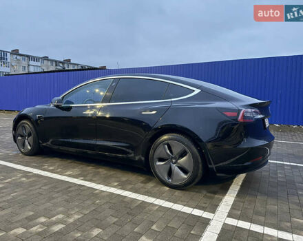 Чорний Тесла Модель 3, об'ємом двигуна 0 л та пробігом 114 тис. км за 16900 $, фото 3 на Automoto.ua