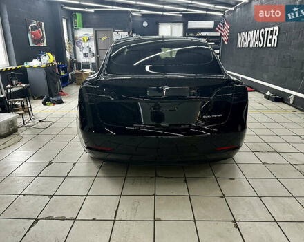 Чорний Тесла Модель 3, об'ємом двигуна 0 л та пробігом 96 тис. км за 17999 $, фото 11 на Automoto.ua