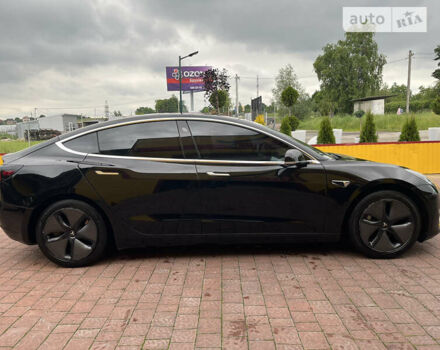 Чорний Тесла Модель 3, об'ємом двигуна 0 л та пробігом 26 тис. км за 28500 $, фото 1 на Automoto.ua