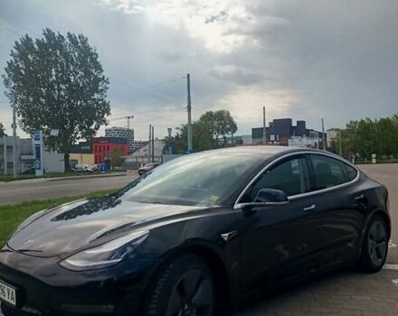 Тесла Модель 3 2019 в Львове на Automoto.ua Черный Тесла Модель 3, объемом двигателя 0 л и пробегом 185 тыс. км за 16800 $, фото 7 на Automoto.ua