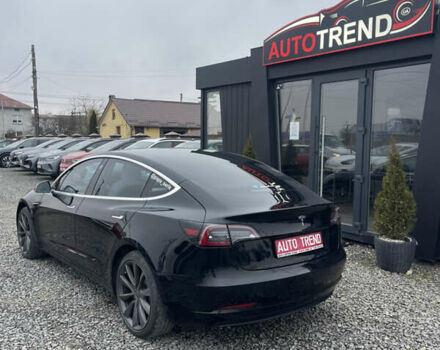 Чорний Тесла Модель 3, об'ємом двигуна 0 л та пробігом 117 тис. км за 25200 $, фото 2 на Automoto.ua