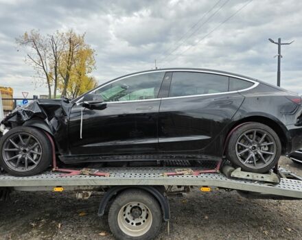 Чорний Тесла Модель 3, об'ємом двигуна 0 л та пробігом 140 тис. км за 11600 $, фото 19 на Automoto.ua