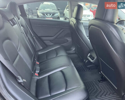 Черный Тесла Модель 3, объемом двигателя 0 л и пробегом 105 тыс. км за 15700 $, фото 13 на Automoto.ua