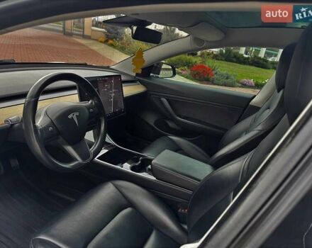 Черный Тесла Модель 3, объемом двигателя 0 л и пробегом 71 тыс. км за 19800 $, фото 6 на Automoto.ua