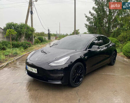 Черный Тесла Модель 3, объемом двигателя 0 л и пробегом 24 тыс. км за 17500 $, фото 16 на Automoto.ua
