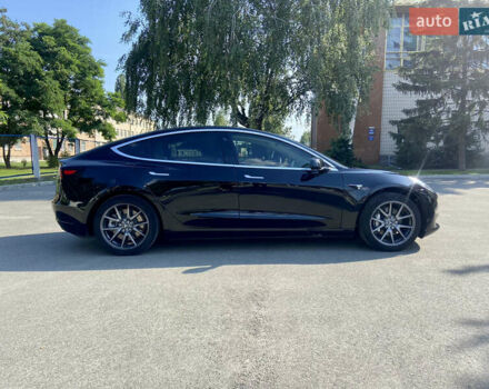 Тесла Модель 3 2019 у Києві на Automoto.ua Чорний Тесла Модель 3, об'ємом двигуна 0 л та пробігом 95 тис. км за 15999 $, фото 4 на Automoto.ua