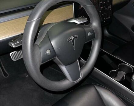 Черный Тесла Модель 3, объемом двигателя 0 л и пробегом 90 тыс. км за 18500 $, фото 15 на Automoto.ua
