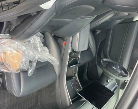 Чорний Тесла Модель 3, об'ємом двигуна 0 л та пробігом 160 тис. км за 12500 $, фото 4 на Automoto.ua