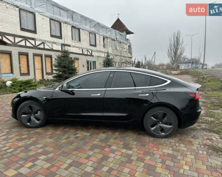 Черный Тесла Модель 3, объемом двигателя 0 л и пробегом 137 тыс. км за 13200 $, фото 3 на Automoto.ua